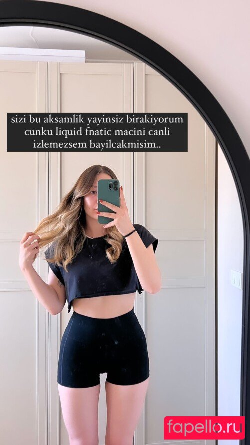 miafitz Onlyfans Photo Gallery 