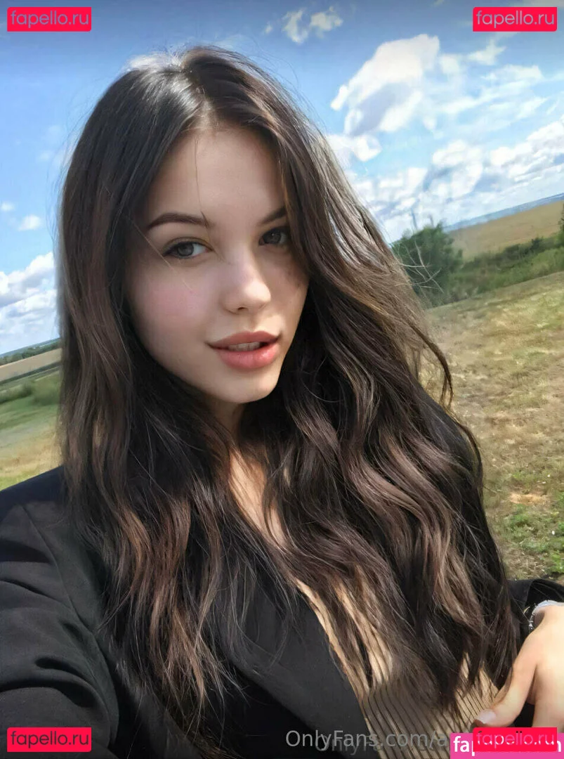 avrora_blue Onlyfans Photo Gallery 