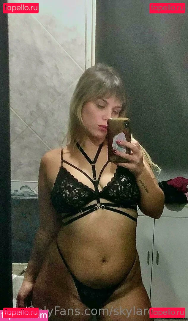 skylarcharm Onlyfans Photo Gallery 