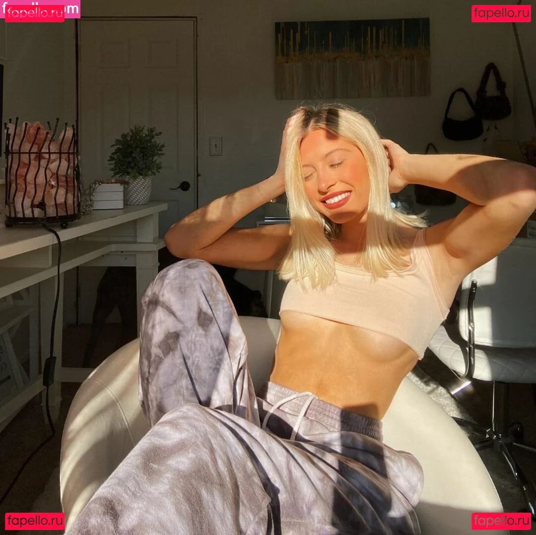 Kamryn Bedore Onlyfans Photo Gallery 