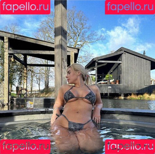 Ellie Brown Onlyfans Photo Gallery 