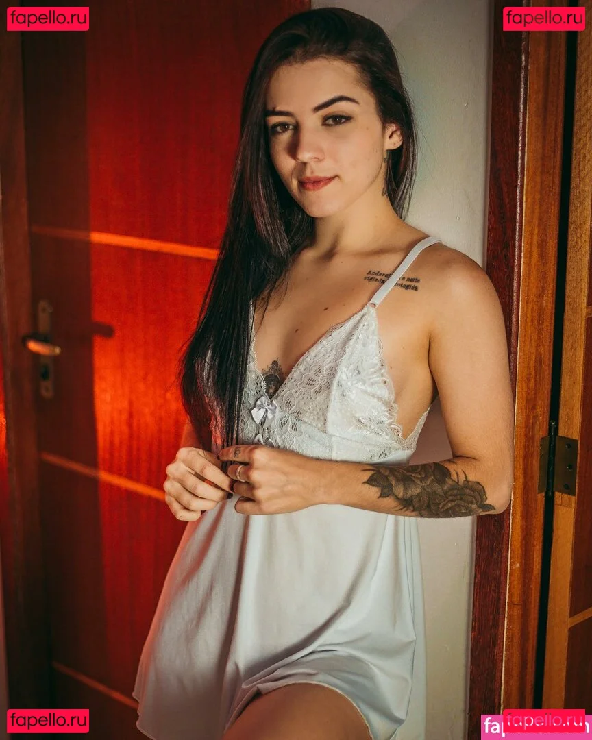 Isa Bichara Onlyfans Photo Gallery 