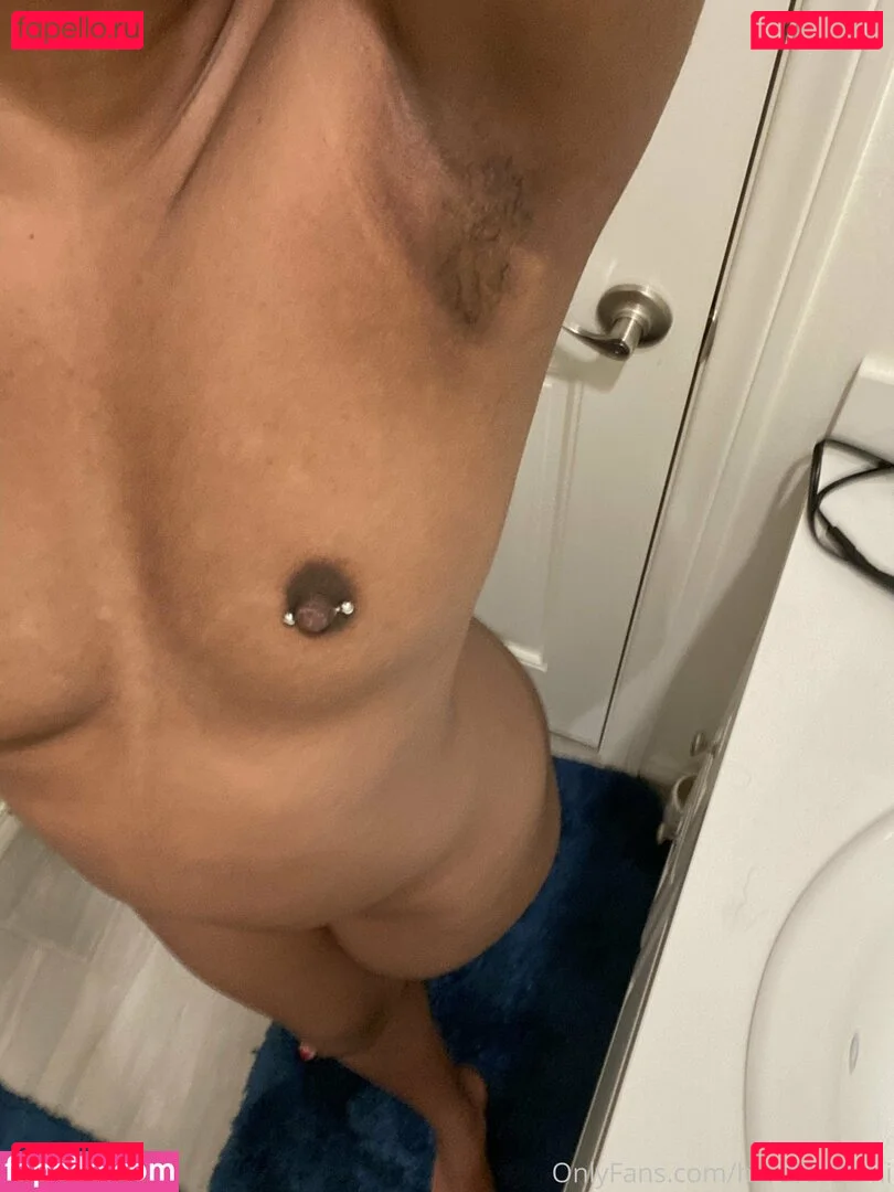 nutfornikita Onlyfans Photo Gallery 