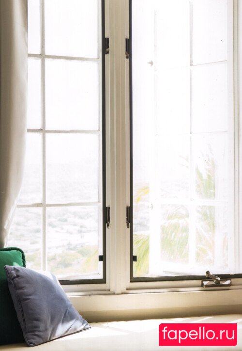 Shinozaki Onlyfans Photo Gallery 