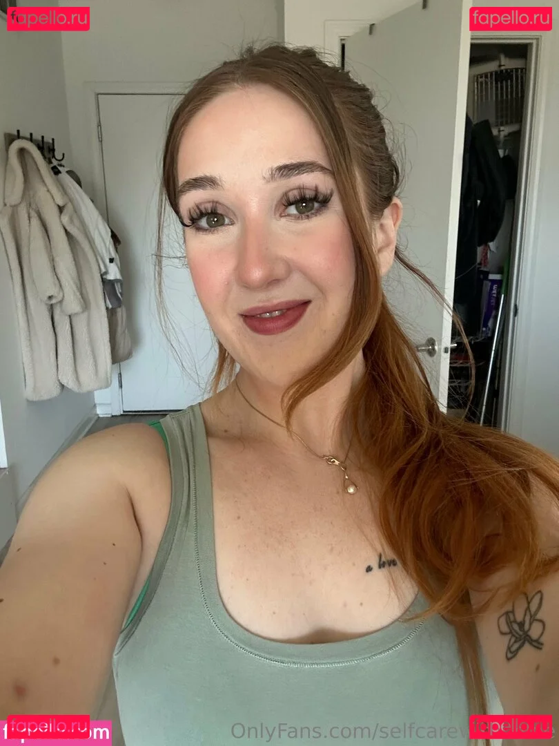 selfcarewithchloe Onlyfans Photo Gallery 