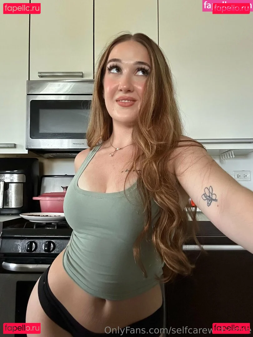 selfcarewithchloe Onlyfans Photo Gallery 