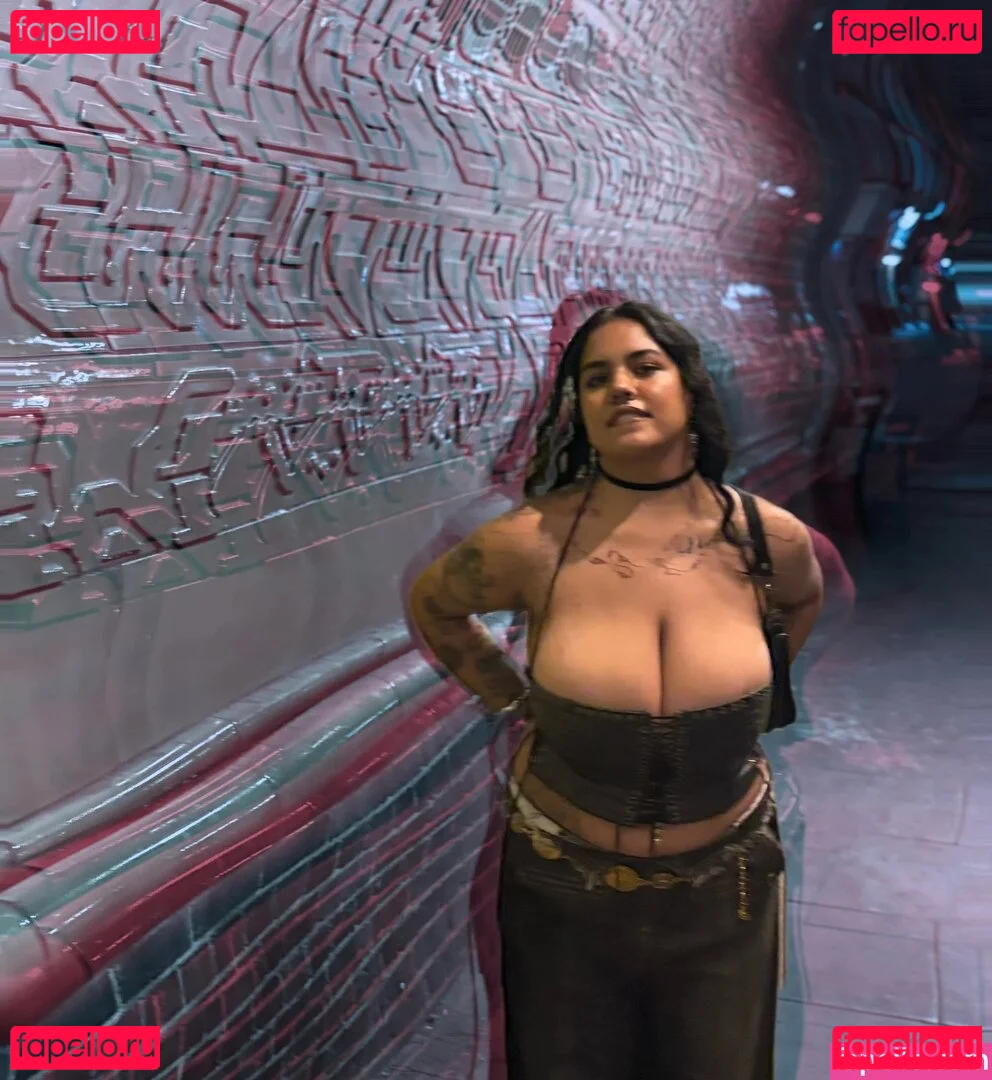 Boa Hancock Onlyfans Photo Gallery 