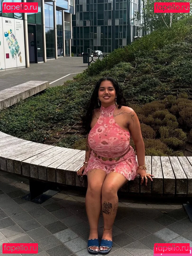 Boa Hancock Onlyfans Photo Gallery 