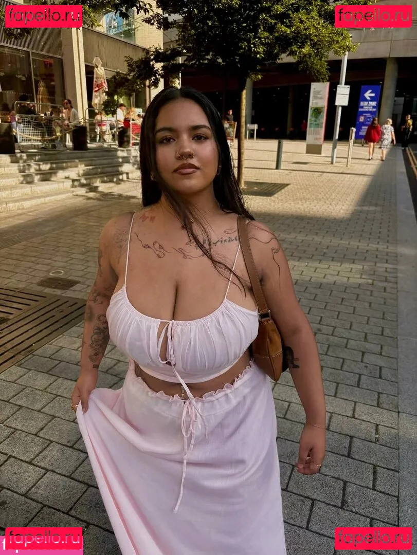 Boa Hancock Onlyfans Photo Gallery 