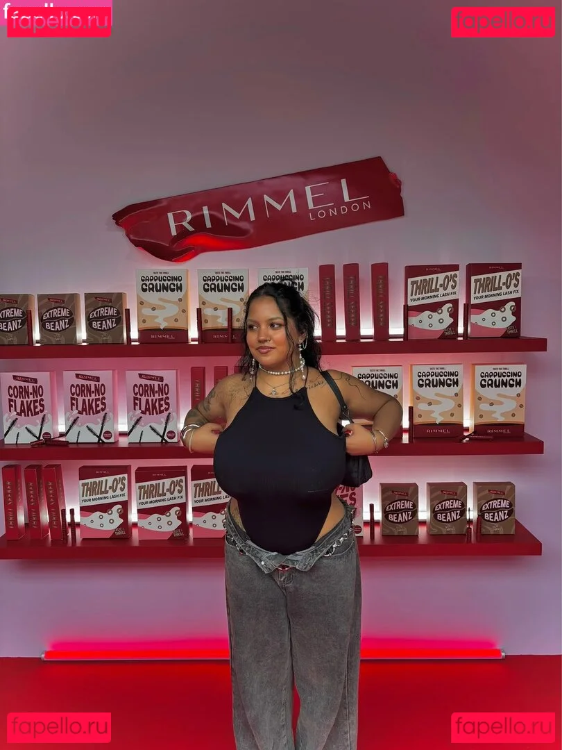 Boa Hancock Onlyfans Photo Gallery 