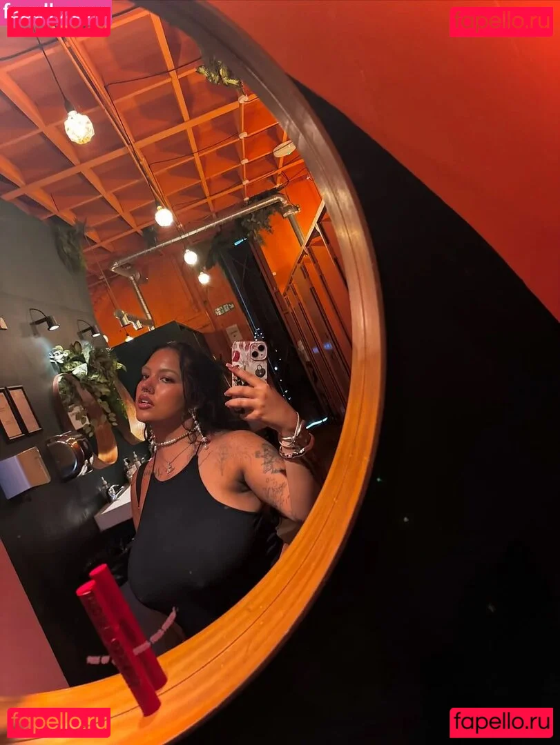 Boa Hancock Onlyfans Photo Gallery 