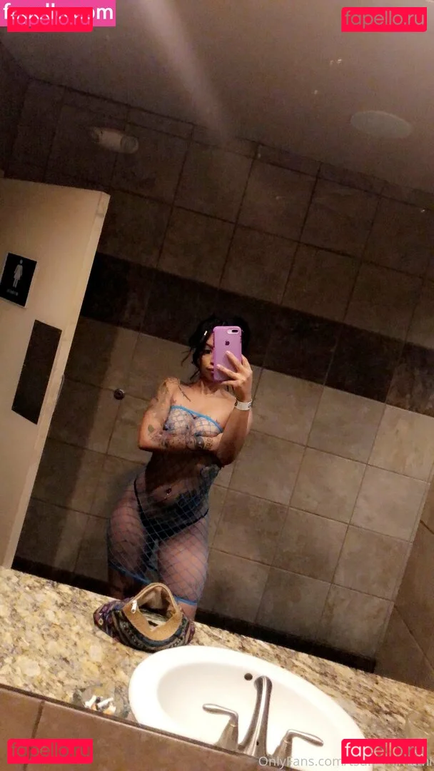 tsunamimami Onlyfans Photo Gallery 