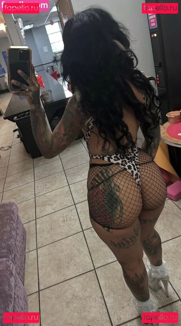 tsunamimami Onlyfans Photo Gallery 