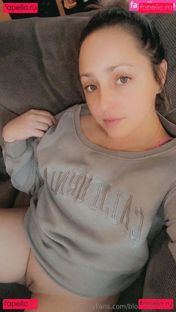 blondebabex2 Onlyfans Photo Gallery 