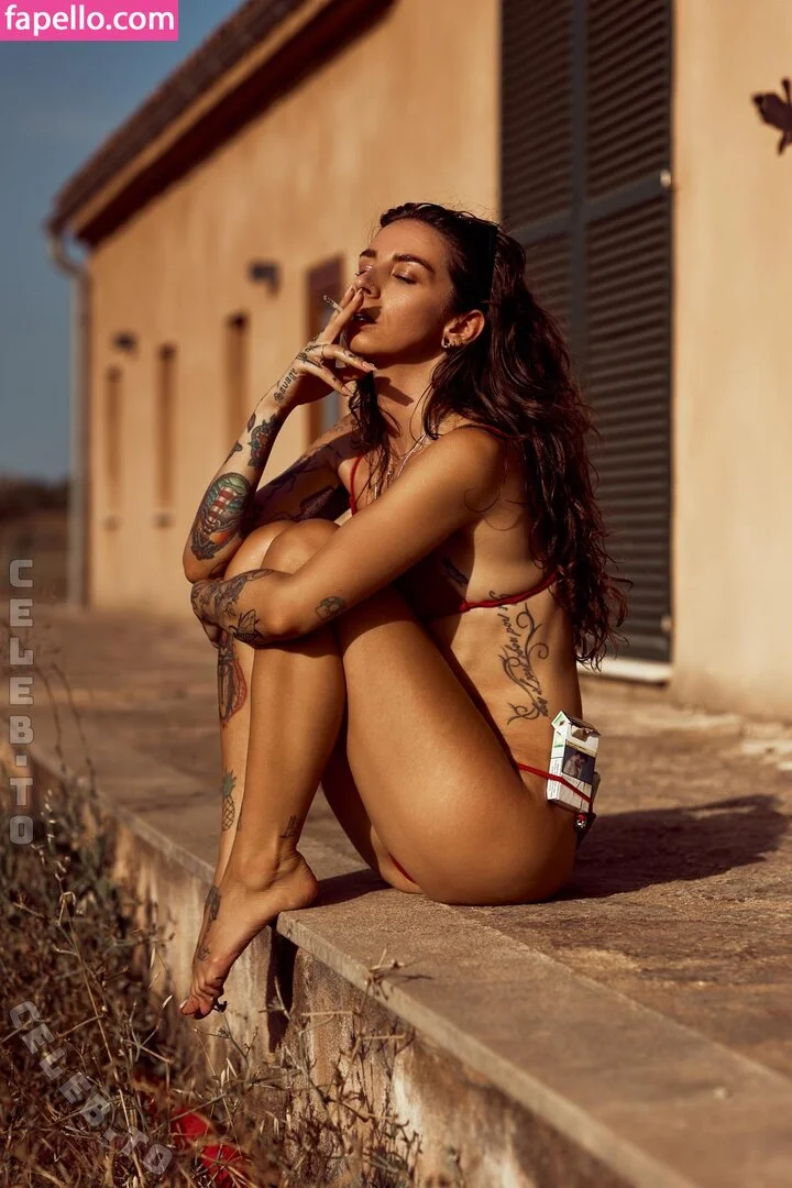 savagebu Onlyfans Photo Gallery 