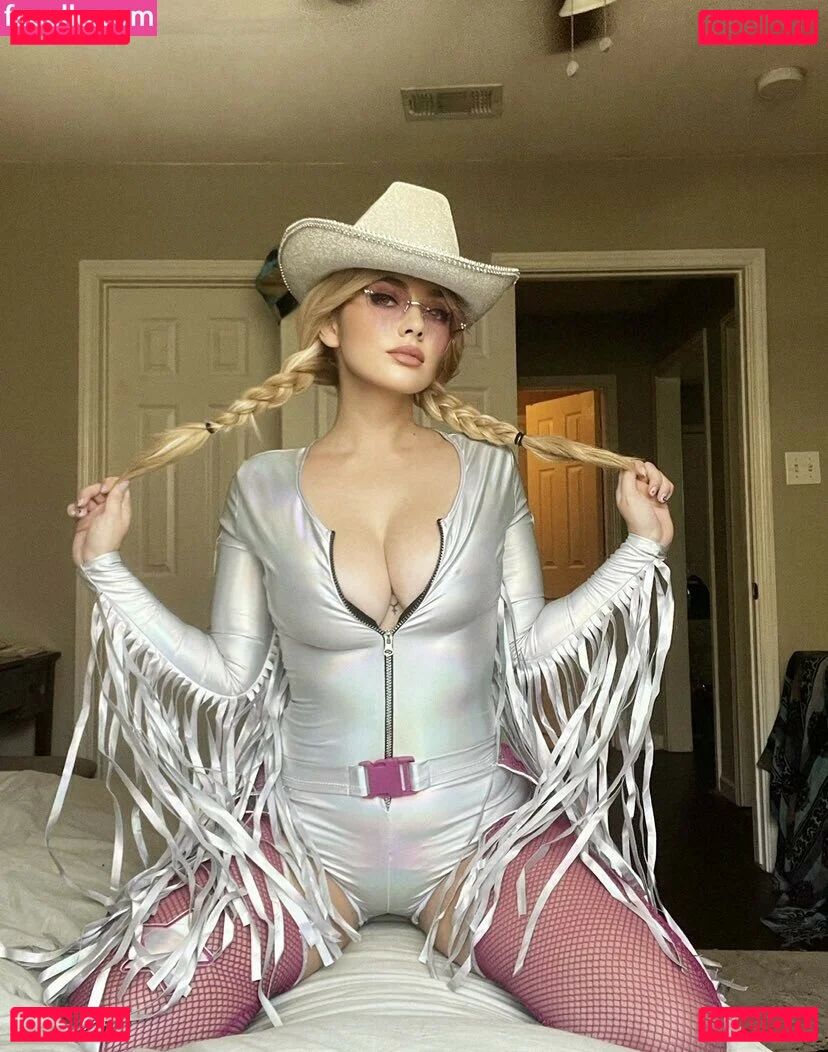 Serena Stone Onlyfans Photo Gallery 