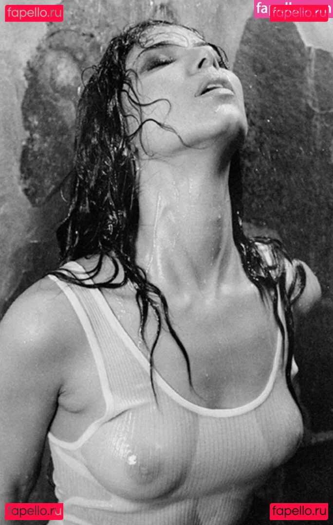 Roselyn Sanchez Onlyfans Photo Gallery 