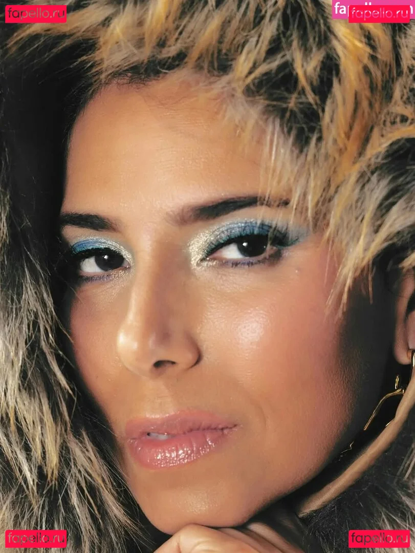 Roselyn Sanchez Onlyfans Photo Gallery 