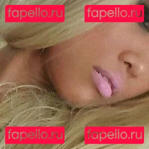 taya6ix Onlyfans Photo Gallery 