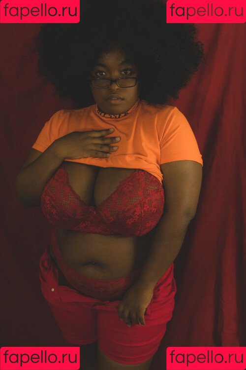 Thighlyinfluential Onlyfans Photo Gallery 