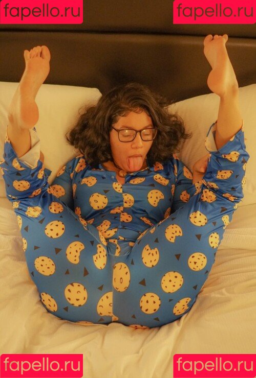 Thighlyinfluential Onlyfans Photo Gallery 