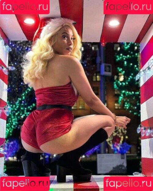 Thighlyinfluential Onlyfans Photo Gallery 