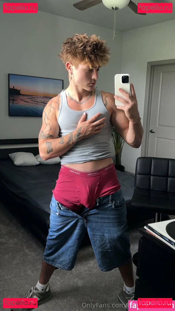 itscodyandrew Onlyfans Photo Gallery 