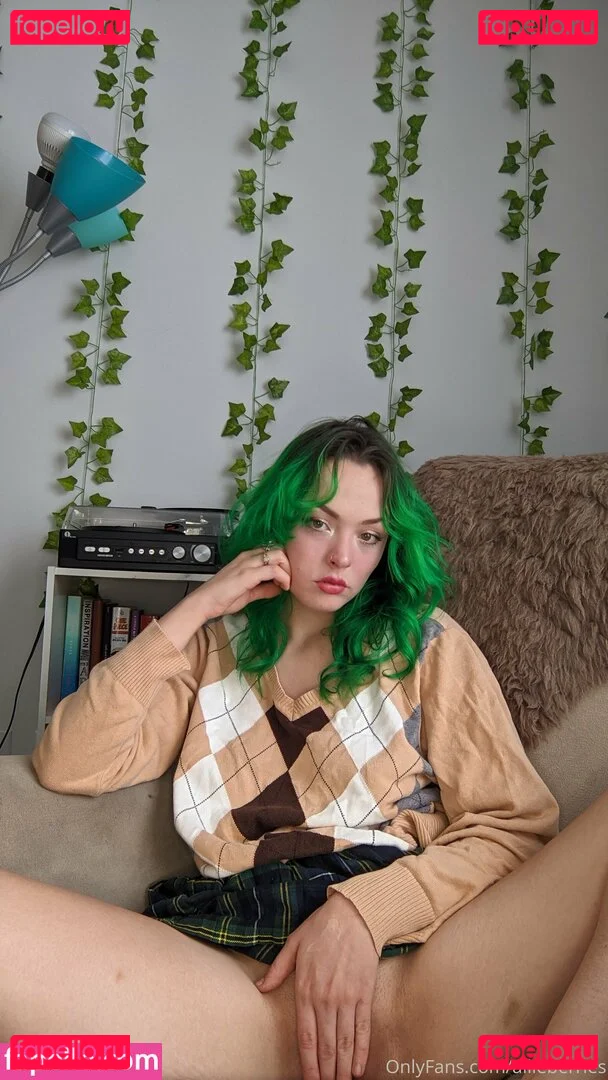 Allieberries Onlyfans Photo Gallery 