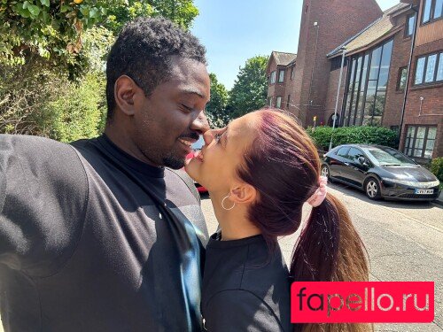 Shannon Wright Onlyfans Photo Gallery 