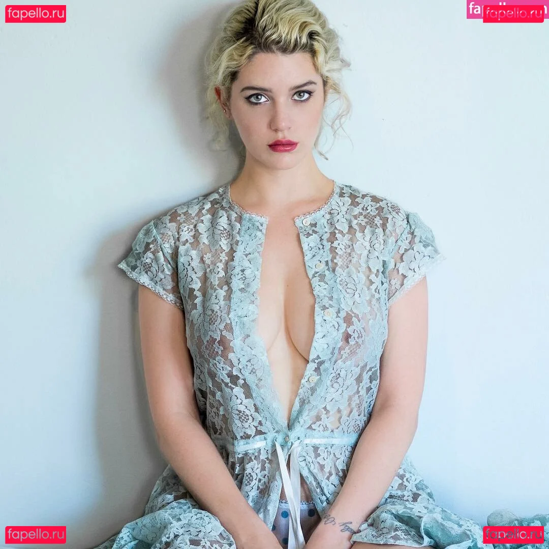 Mckenzie Eckels Onlyfans Photo Gallery 