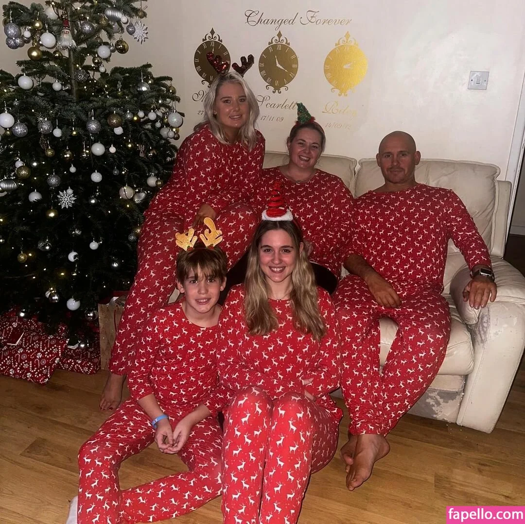 Molly Harding Onlyfans Photo Gallery 