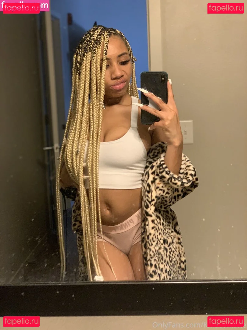 Khloea Marie Onlyfans Photo Gallery 