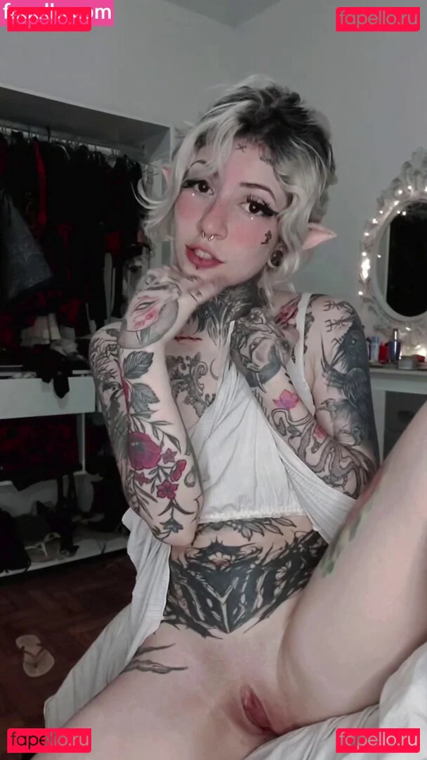 Aline Fox Onlyfans Photo Gallery 