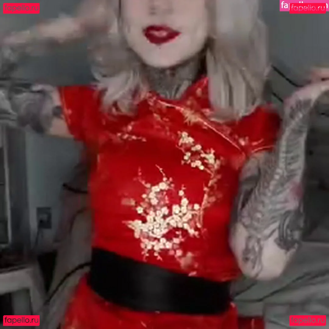 Aline Fox Onlyfans Photo Gallery 