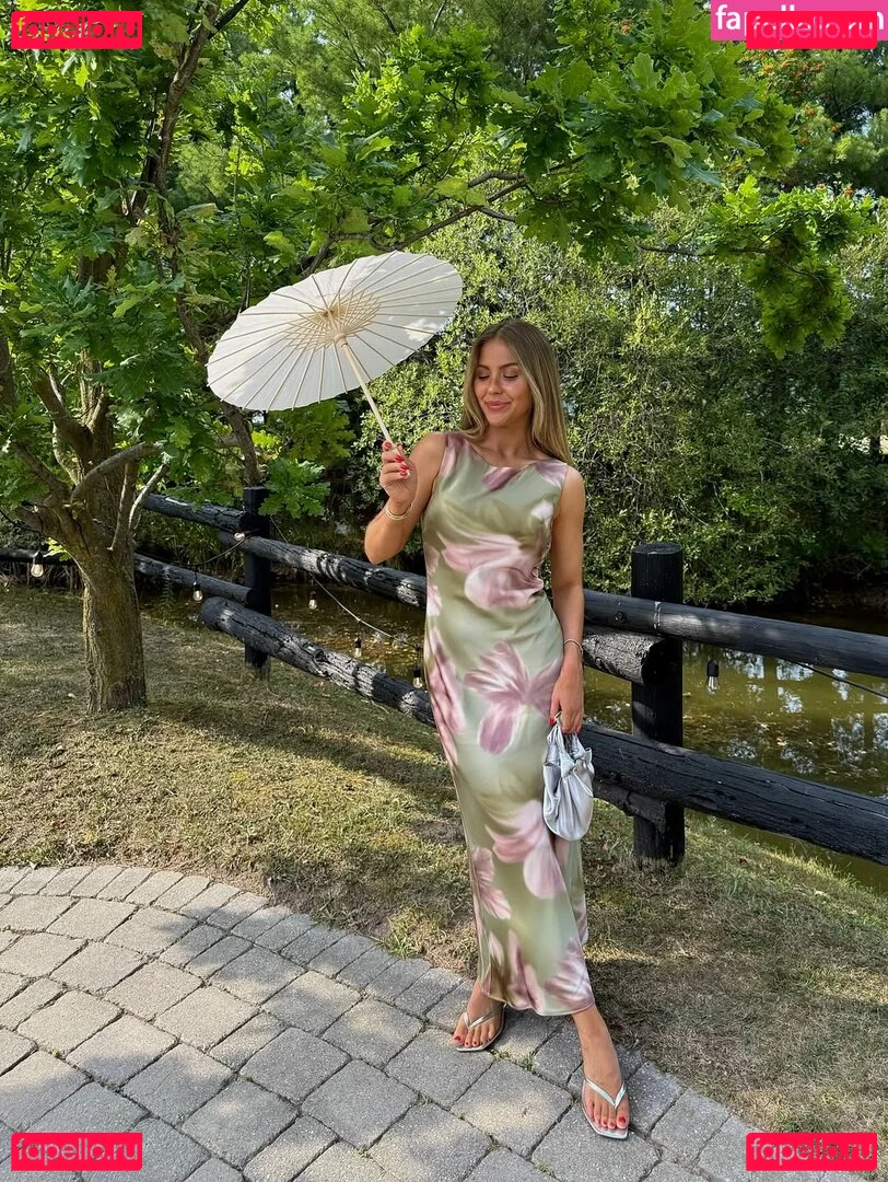 Beatrice Bouchard Onlyfans Photo Gallery 