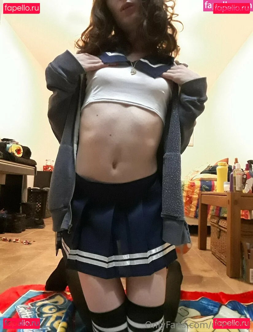 ukenicky Onlyfans Photo Gallery 