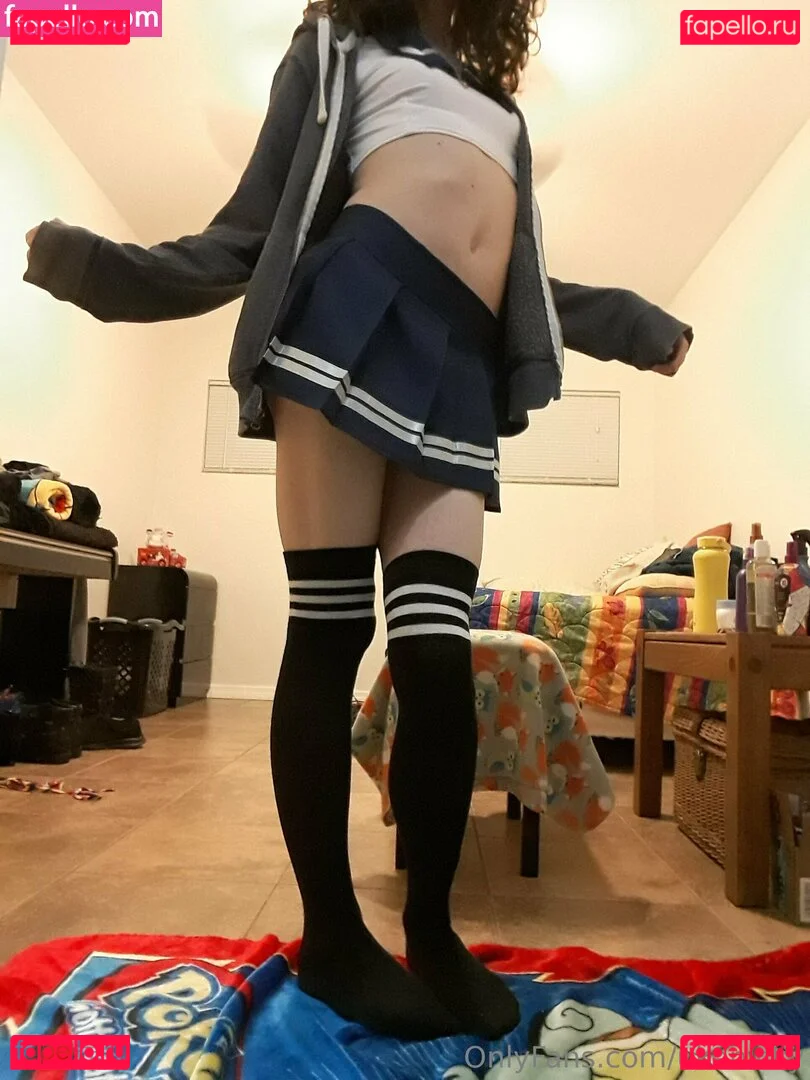 ukenicky Onlyfans Photo Gallery 