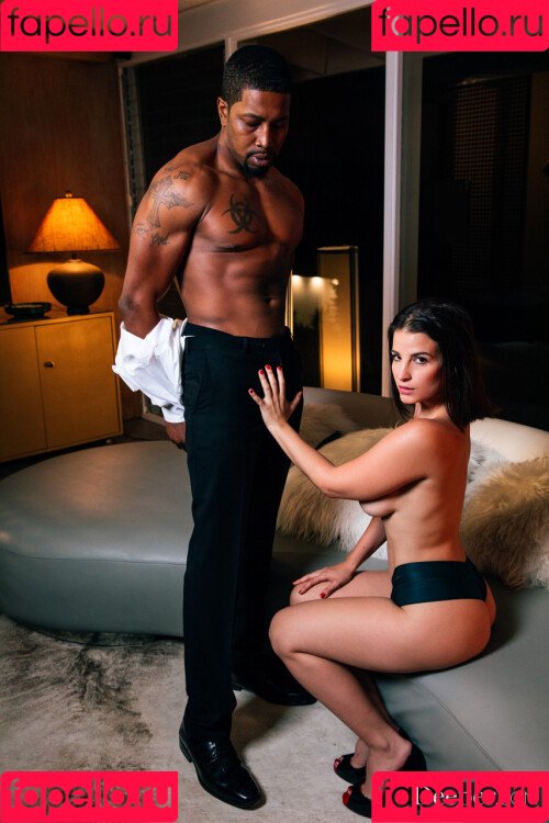 Lasirena69 Onlyfans Photo Gallery 