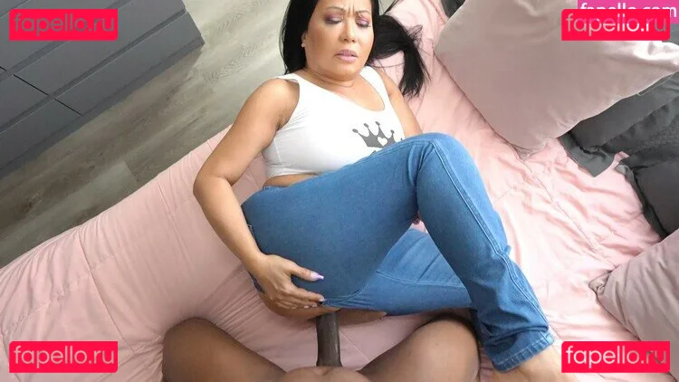 Krystal Davis Onlyfans Photo Gallery 