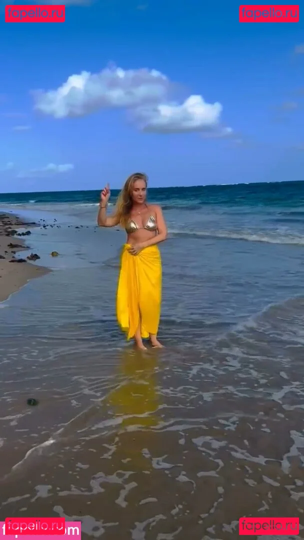 angelicaksy Onlyfans Photo Gallery 