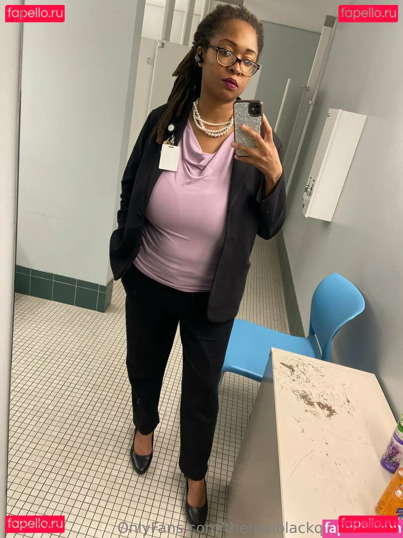 therealblackqueenraven Onlyfans Photo Gallery 