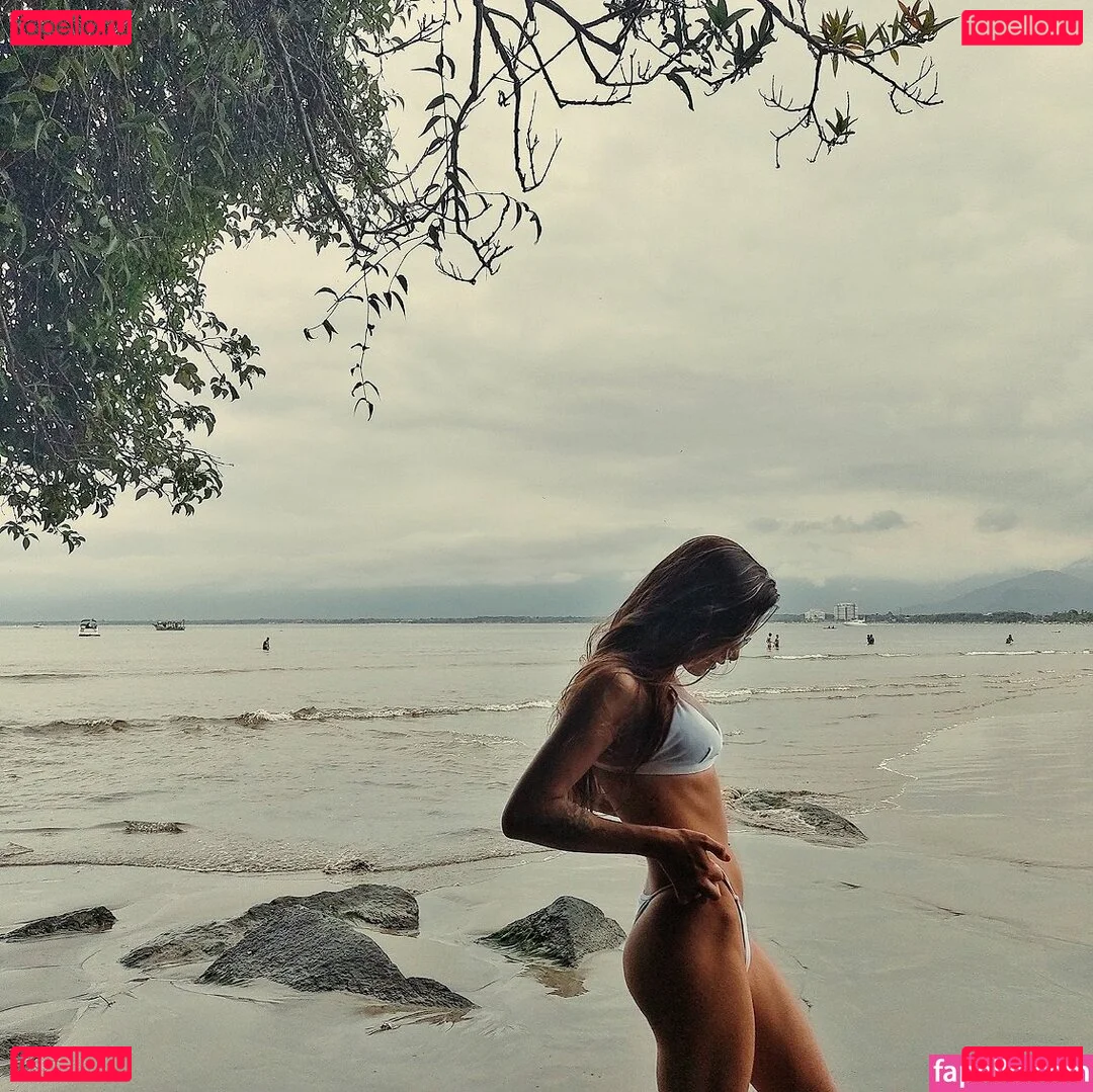 Sua Latina Onlyfans Photo Gallery 