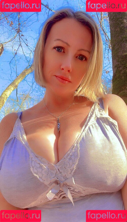 britloveshorror Onlyfans Photo Gallery 