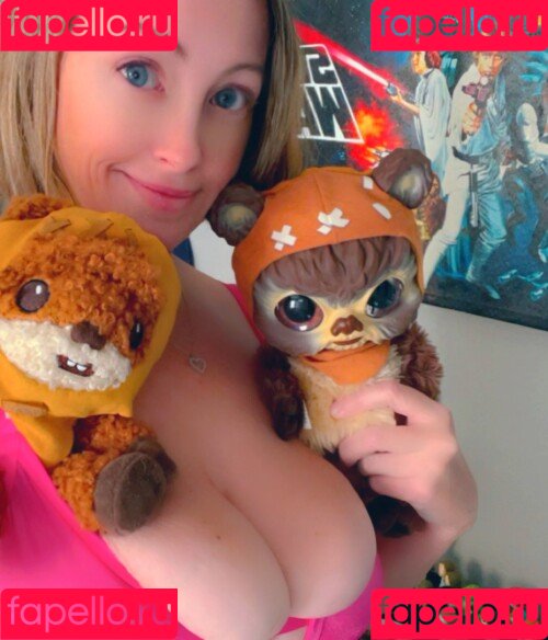 britloveshorror Onlyfans Photo Gallery 