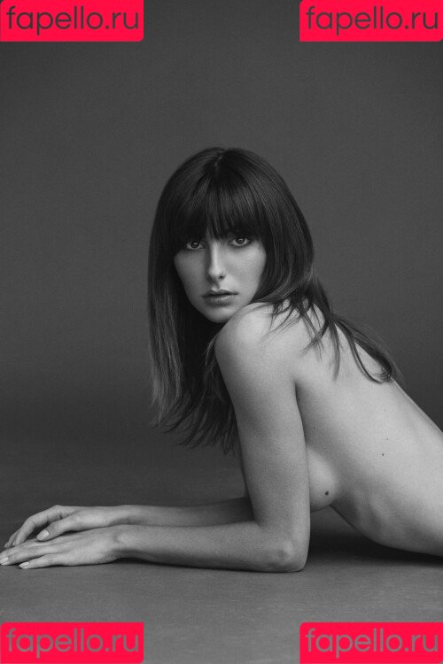 Clemence Navarro Onlyfans Photo Gallery 