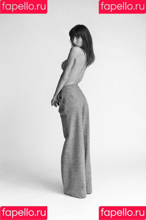 Clemence Navarro Onlyfans Photo Gallery 