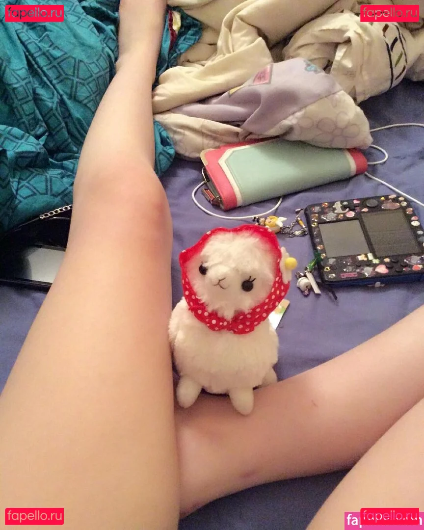 Tsuruko The Alien Onlyfans Photo Gallery 