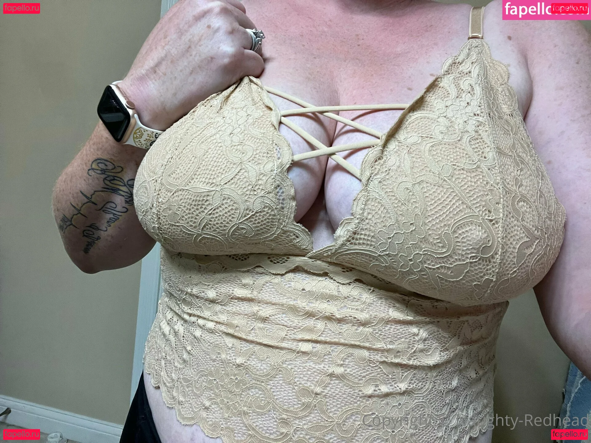 naughty-redhead Onlyfans Photo Gallery 