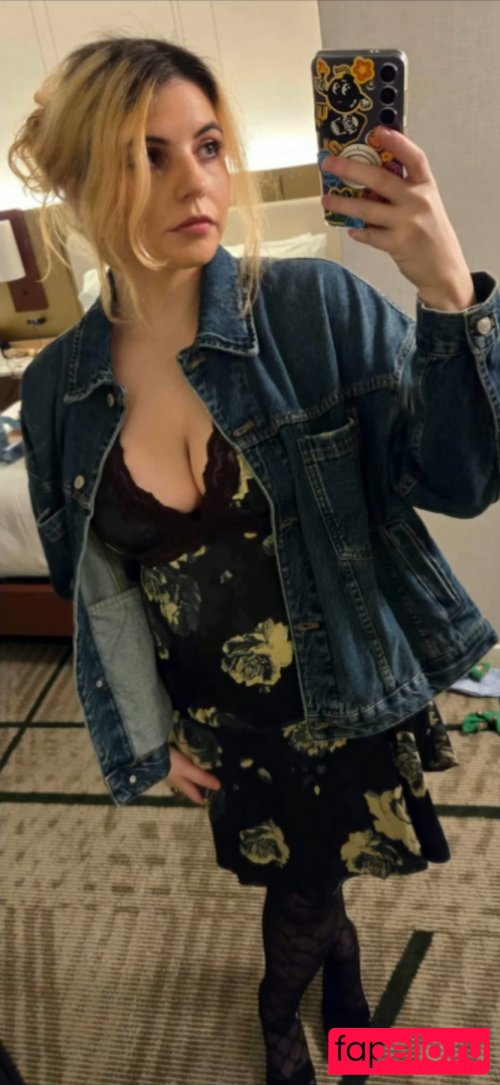 realaikobliss Onlyfans Photo Gallery 