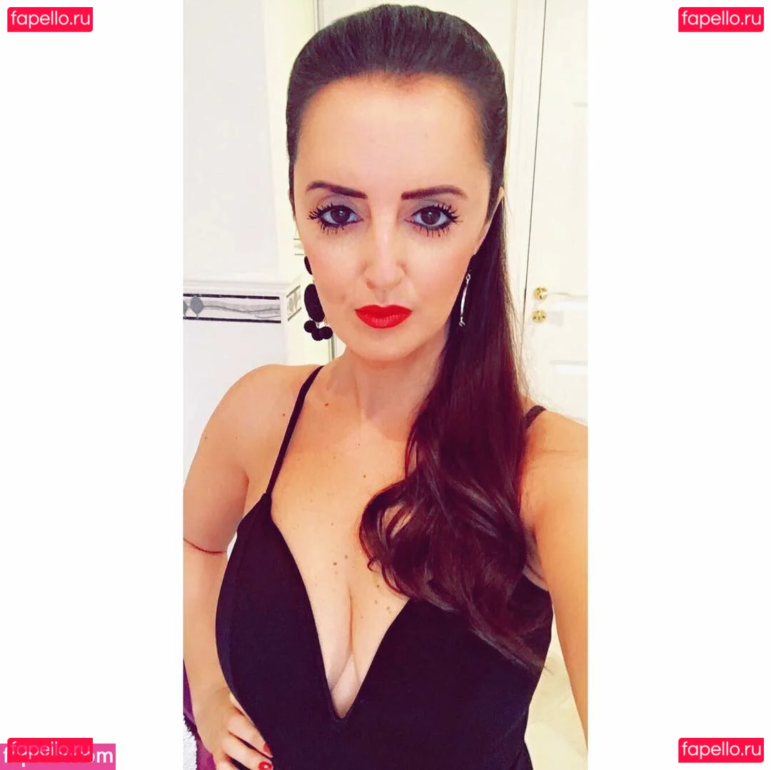 Melanie M Onlyfans Photo Gallery 